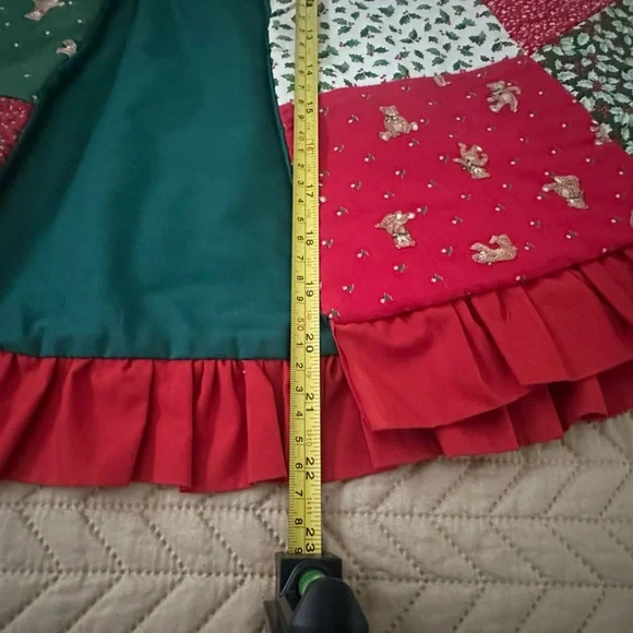 Festive Patchwork Tree Skirt - Picture 9 of 11